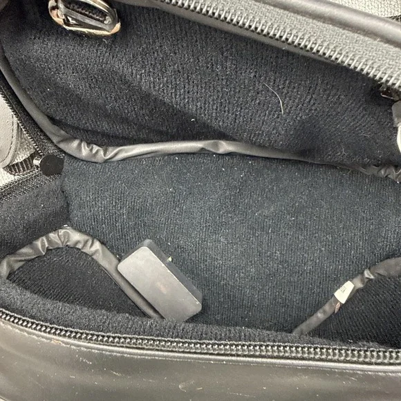 SLR Camera Bag/Case Black Shoulder Strap Photography Old School Carrying Bag - Picture 5 of 8